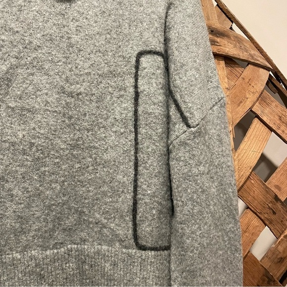 Zara Women’s Heather Gray With Black Accents Turtleneck Sweater Sz. Medium NWT - Picture 5 of 13